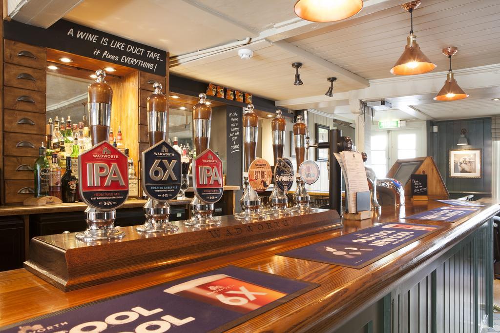 The Dragon Inn 3*