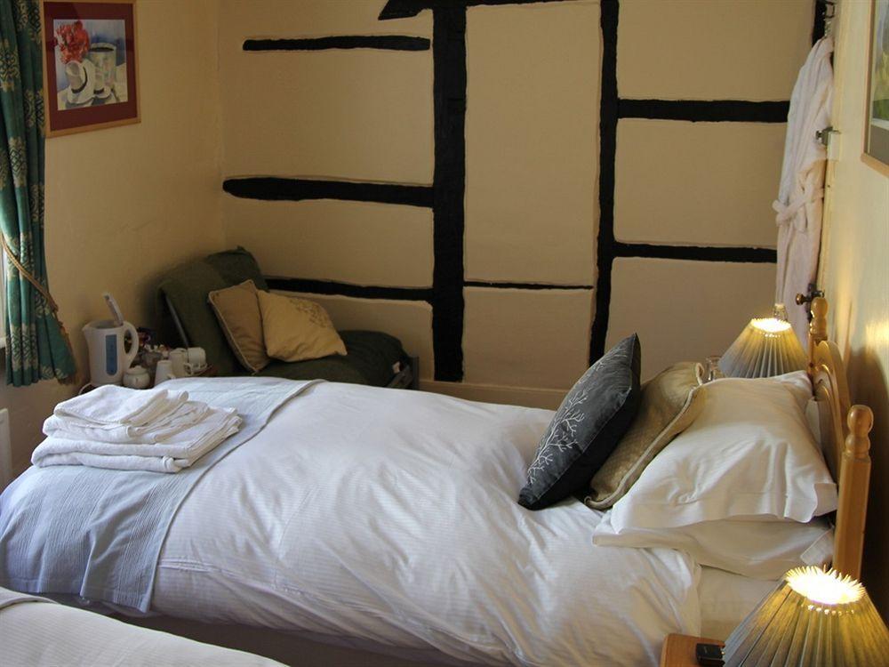 Inn The Dragon Market Lavington